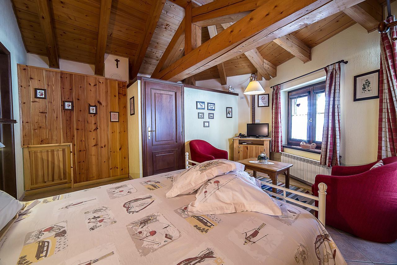 Le Thovex Bed & Breakfast La Thuile Exterior foto